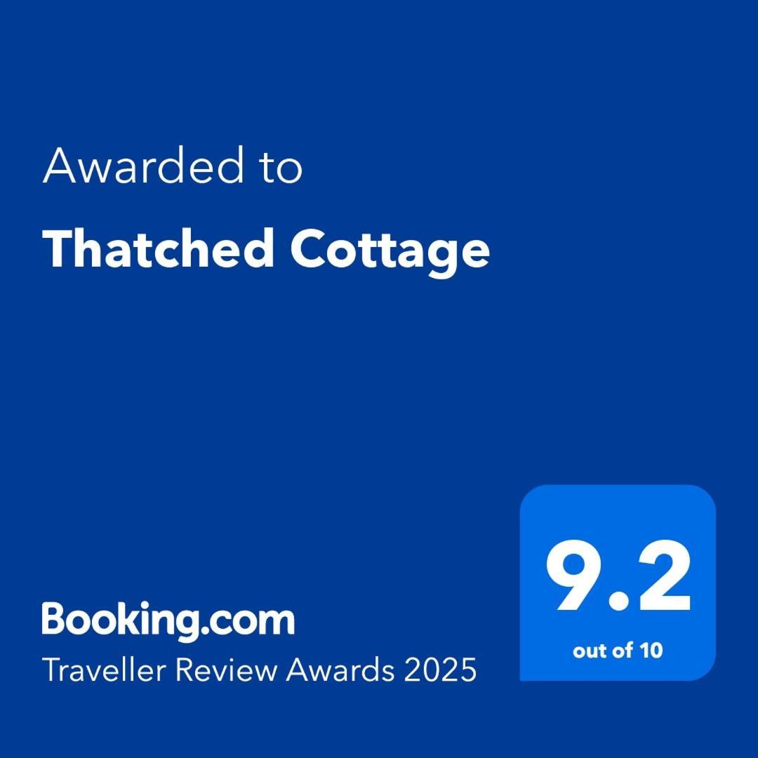 Thatched Cottage Хангерфорд Экстерьер фото